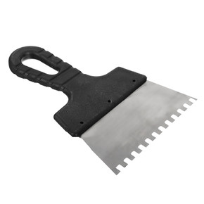 Шпатель нерж.150мм зуб 6х6мм пл/руч